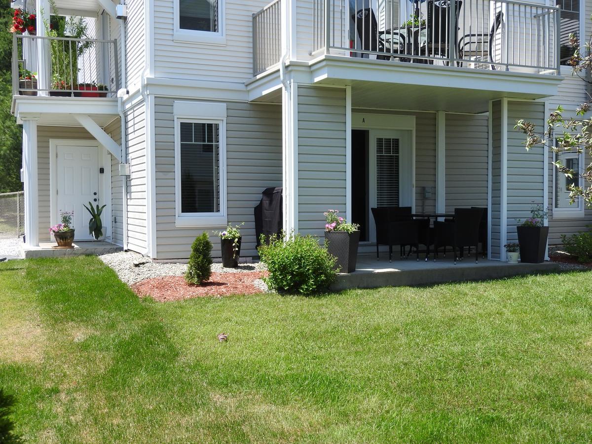Condo Entre Ville/Nature Magog Екстериор снимка