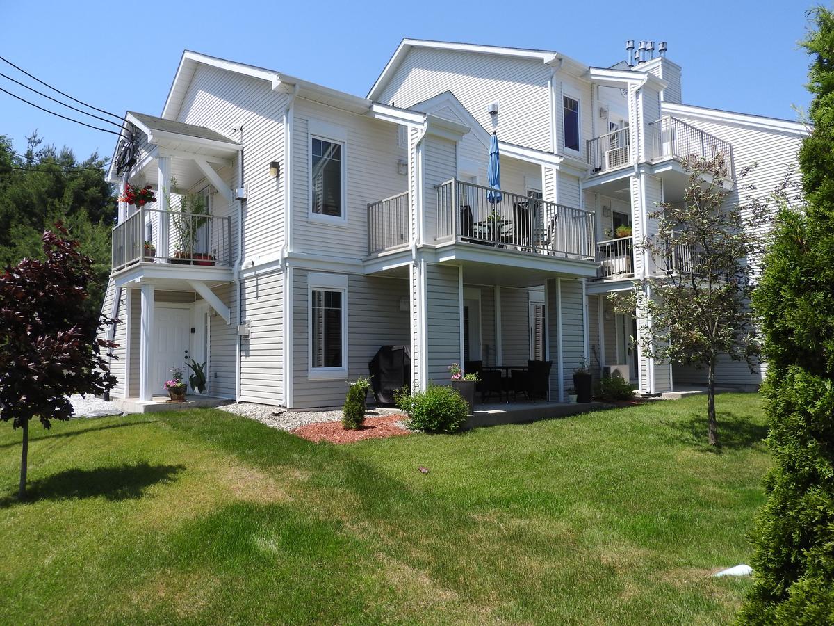 Condo Entre Ville/Nature Magog Екстериор снимка